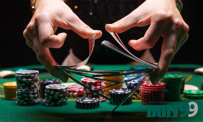 Advantages of Playing Live Casino 2022